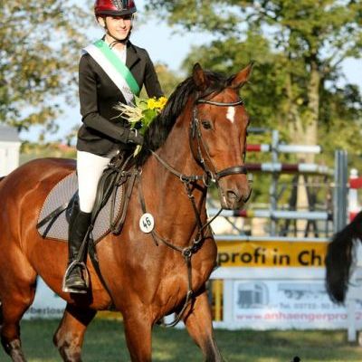 1. Platz KM Springen Offene Klasse - Fabienne Bender - IMG_9019.jpg