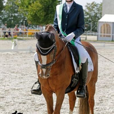 2. Platz KM Dressur Junioren - IMG_5529.jpg